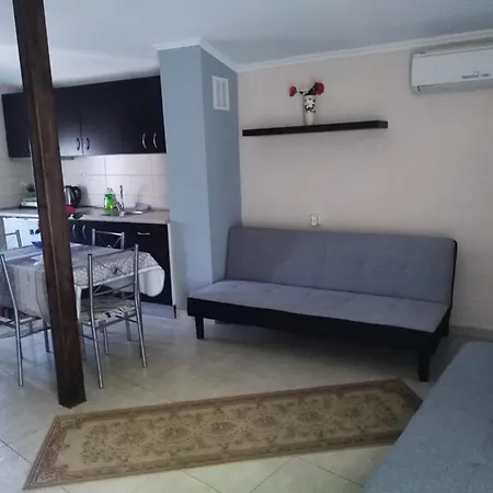Dom wakacyjny House Gabridora Kallirákhi