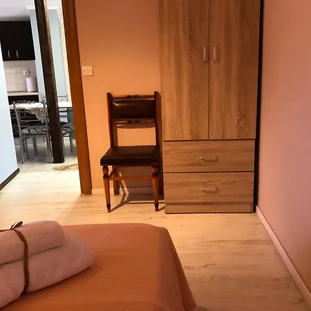 House Gabridora 펜션