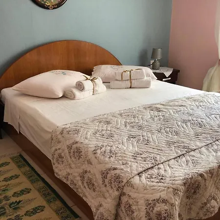 House Gabridora * Kallirákhi