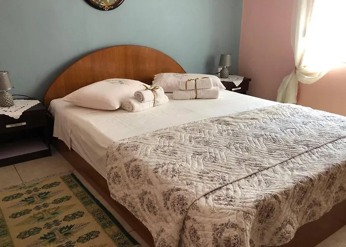 House Gabridora * Kallirákhi